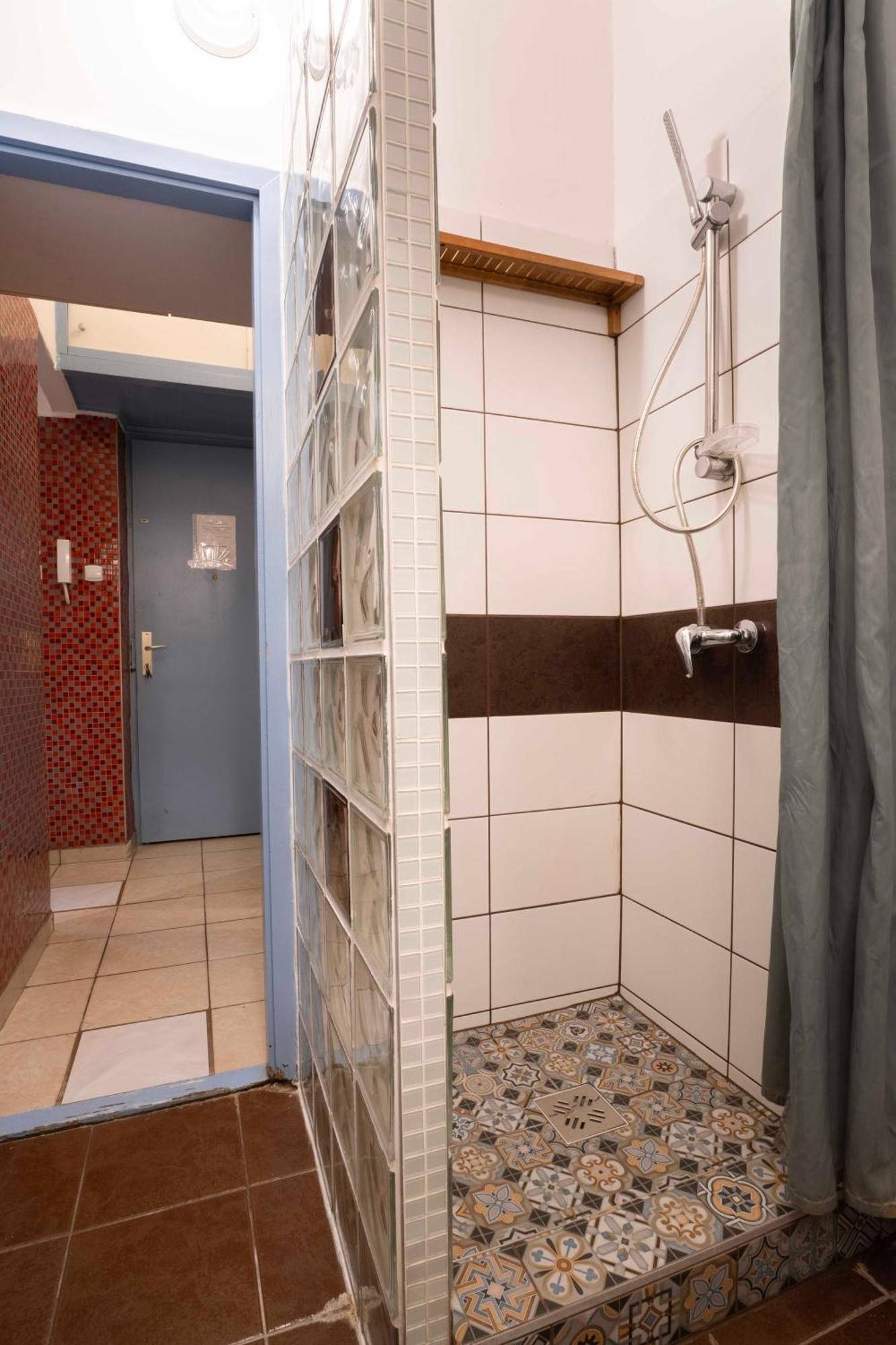 Quiet Cozy Apartment In Party Street E1 Budapest Exterior photo