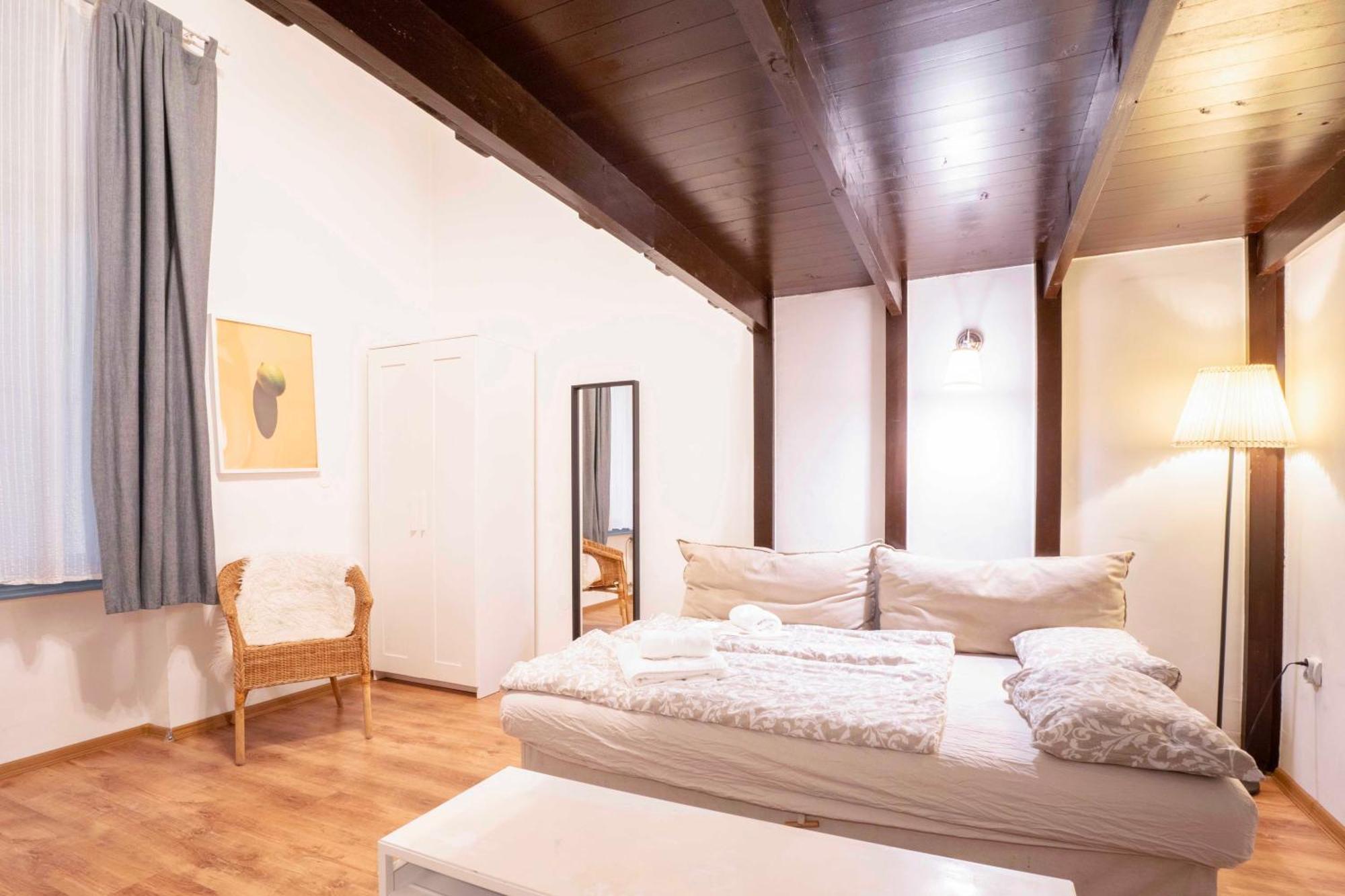 Quiet Cozy Apartment In Party Street E1 Budapest Exterior photo
